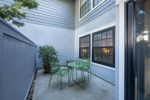 $875,000 | 1422 Via Vista, San Mateo, CA 94404