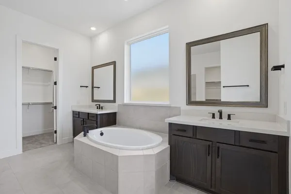 $977,149 | 21523 Drummond Cove Drive, Cypress, TX 77433