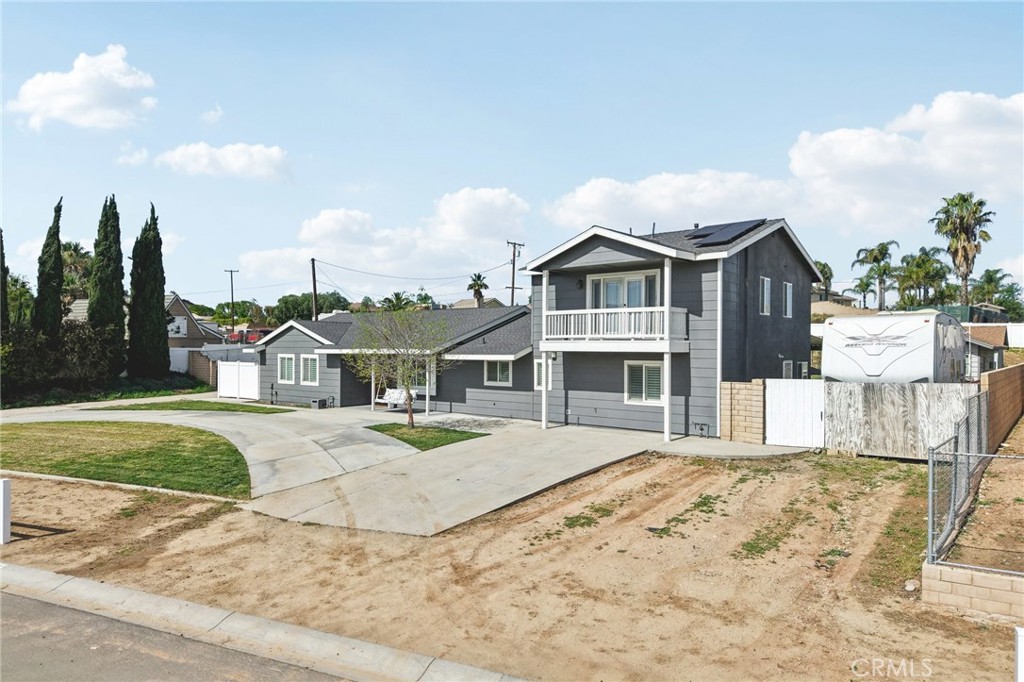 2821 Riding Ring Road Norco, CA 92860 - Photo 44 of 54 a front view of a house with a yard