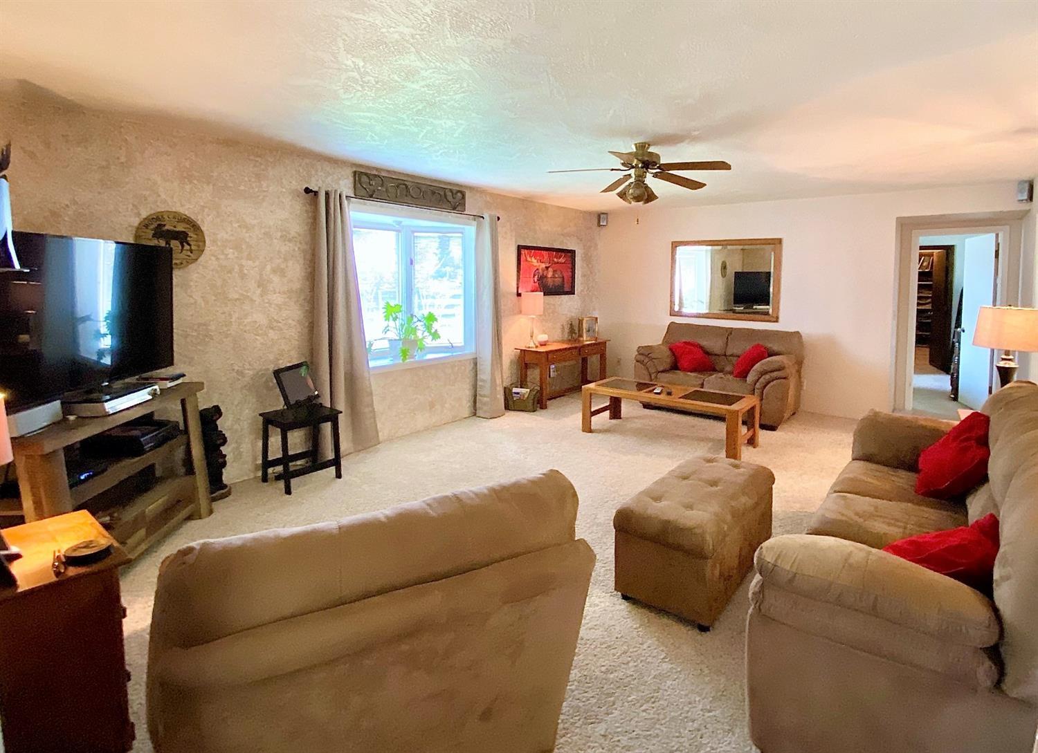 1821 Roberts Road Medford, OR 97504 - Photo 14 of 24 Additional Photo