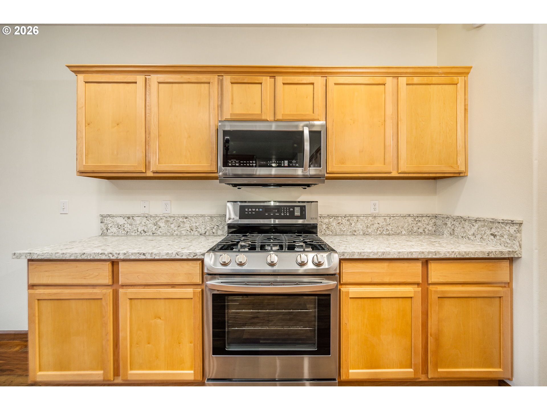 4941 Stagecoach Road Eugene, OR 97402 - Photo 12 of 41