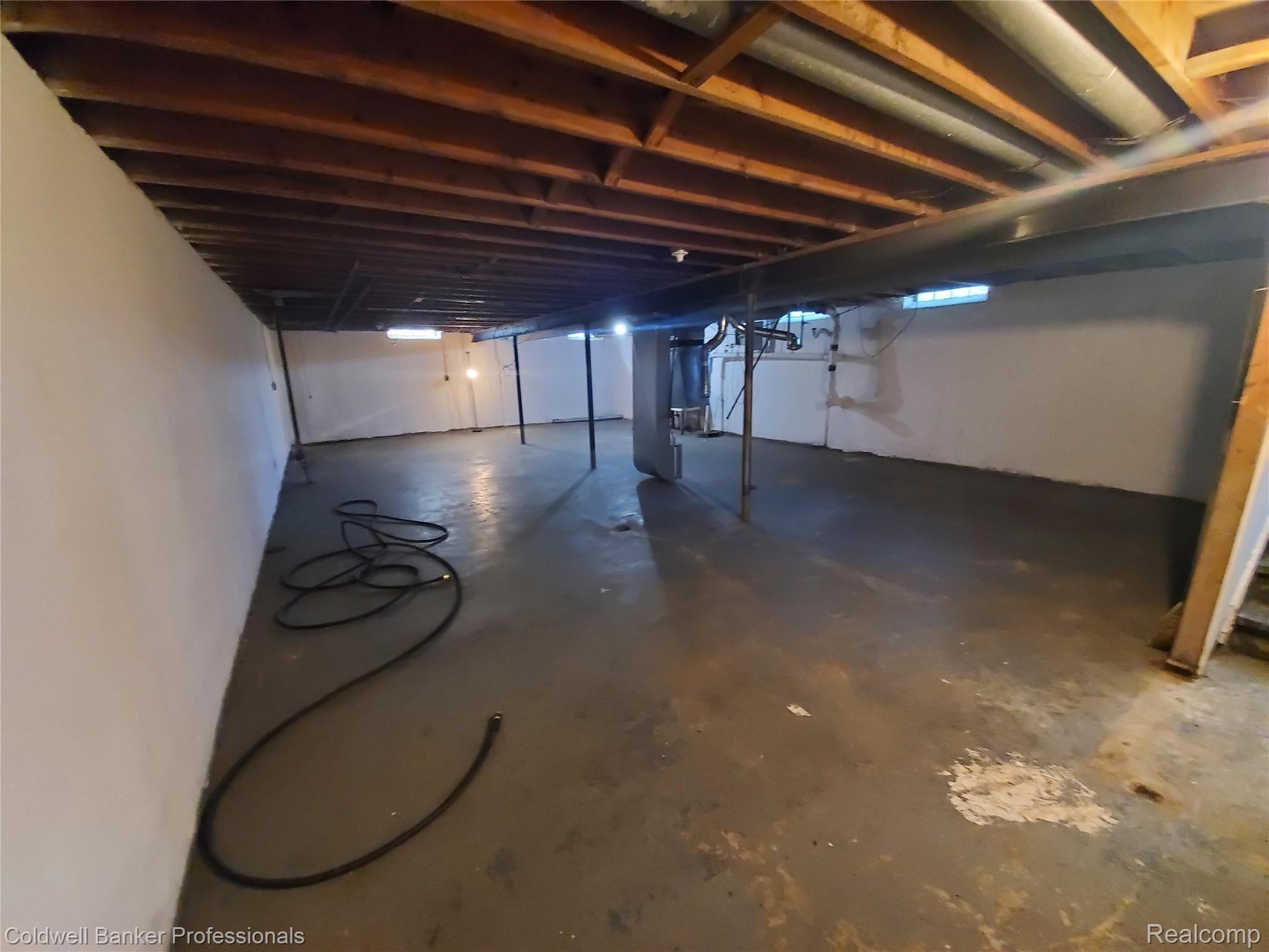 4312 Moore Street Inkster, MI 48141 - Photo 13 of 16 Photo1.jpg