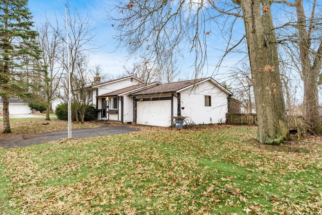 6507 Bartlett Road Reynoldsburg, OH 43068 - Photo 2 of 24 S_-_6507_Bartlett_Ct_-_001