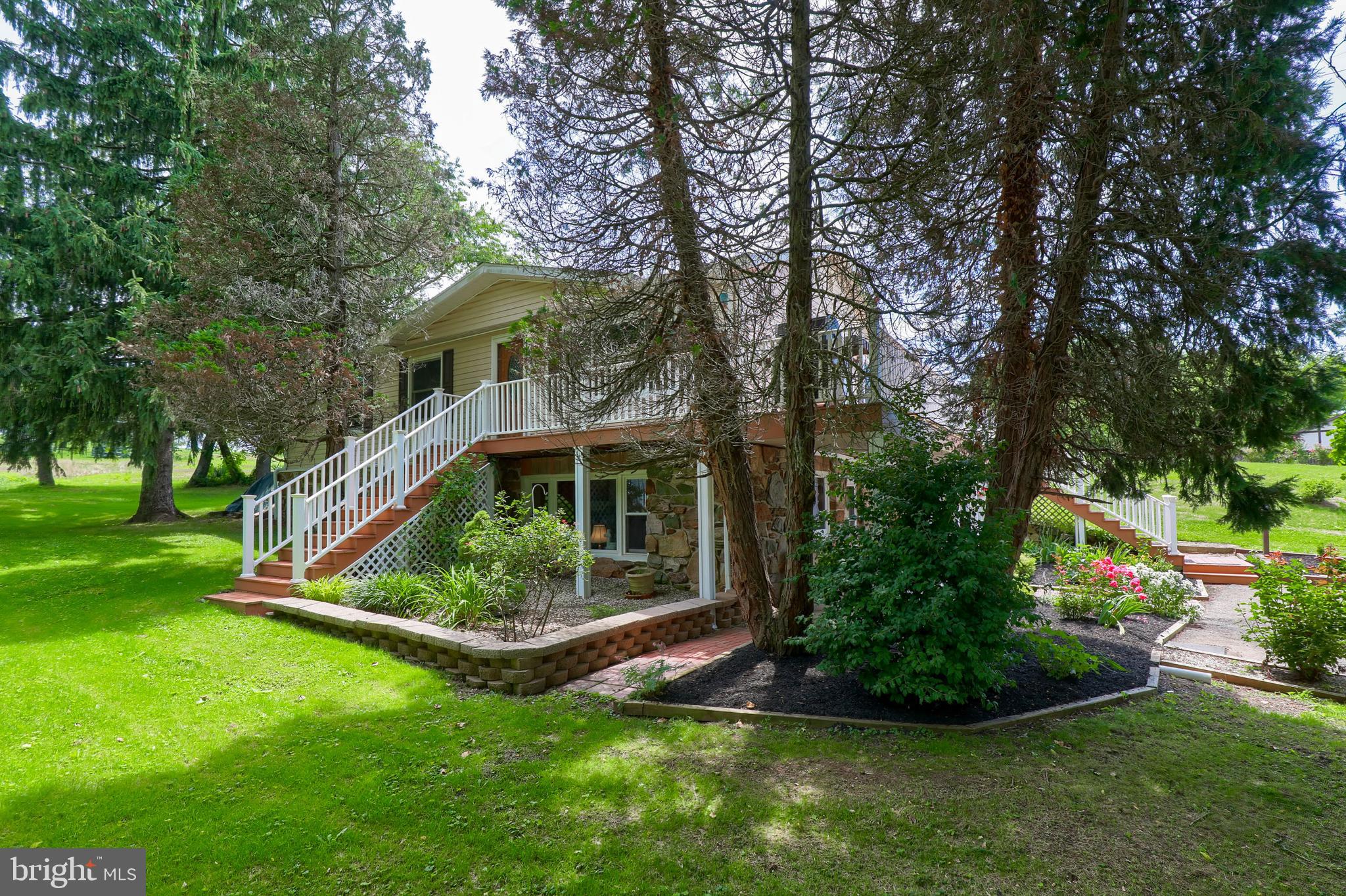 125 Hillstream Road Red Lion, PA 17356 - Photo 2 of 41 Gallery Image 2