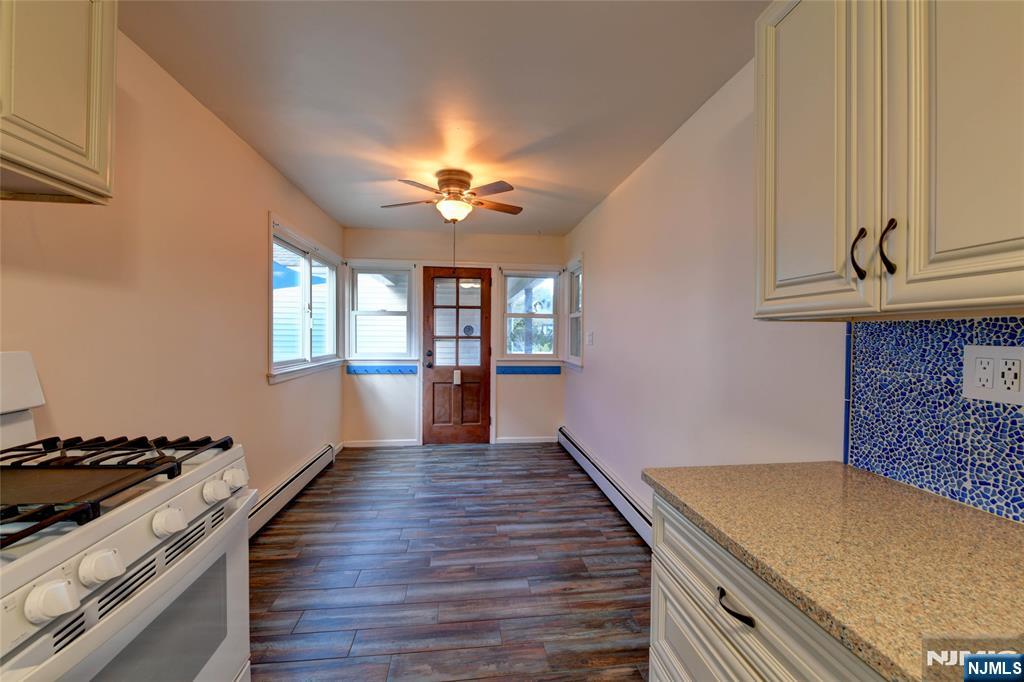 39 Sunset Road Pompton Plains, NJ 07444 - Photo 5 of 32 Gallery Image 5