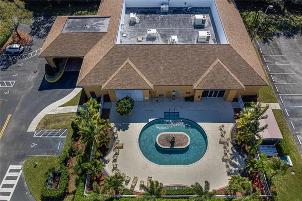 $1,850 | 901 Southwest 141st Avenue, Unit 406M, Pembroke Pines, FL 33027