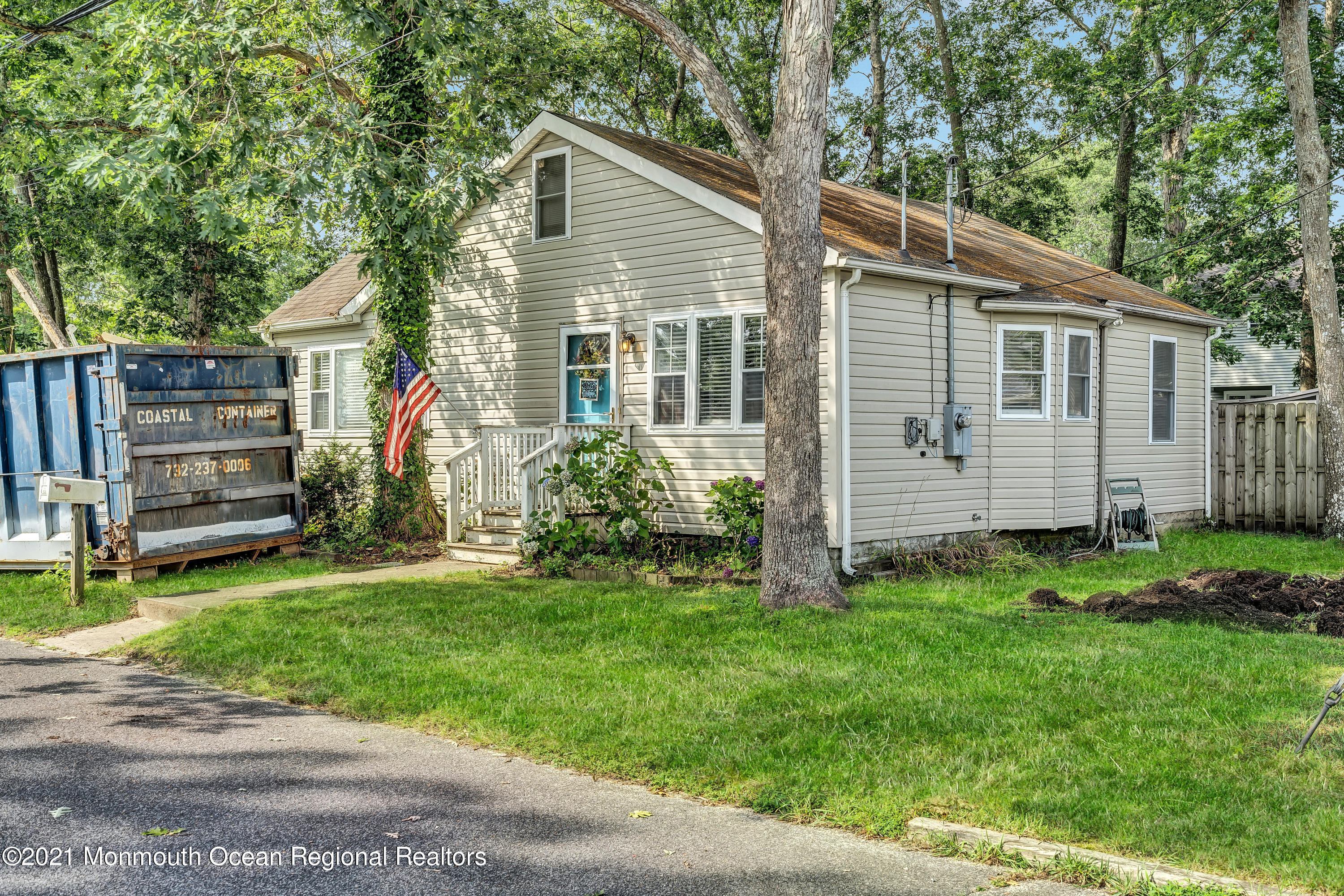 1623 Whitcomb Road Forked River, NJ 08731 - Photo 3 of 36 1 (3)