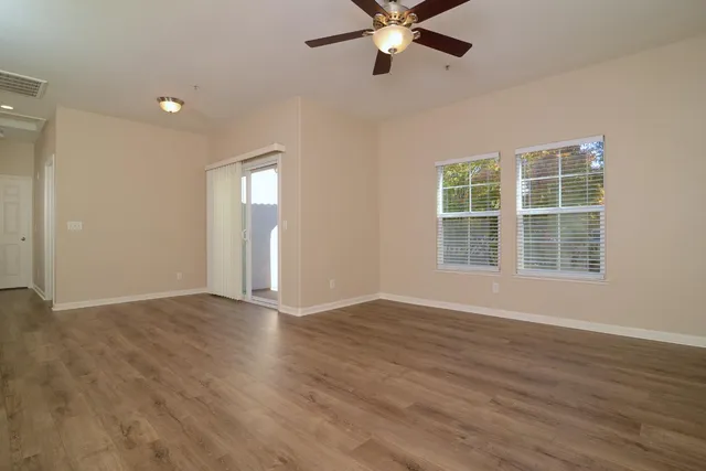 $349,950 | 3301 North Park Drive, Unit 1511, Sacramento, CA 95835