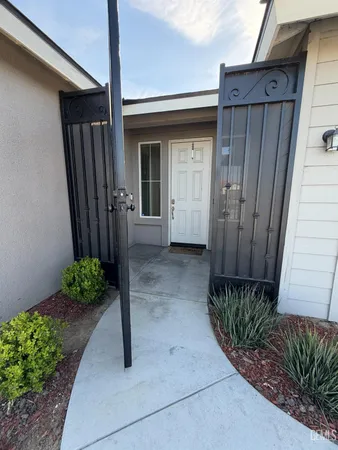 $390,000 | Undisclosed Address, Bakersfield, CA 93307