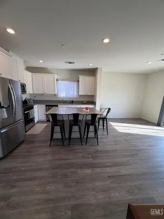 $390,000 | Undisclosed Address, Bakersfield, CA 93307