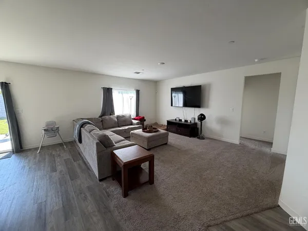 $390,000 | Undisclosed Address, Bakersfield, CA 93307