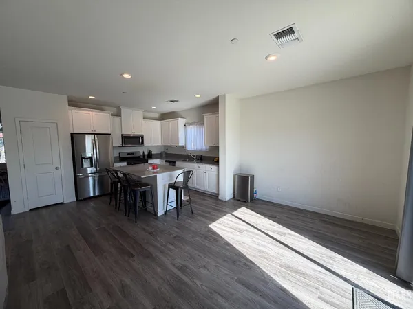 $390,000 | Undisclosed Address, Bakersfield, CA 93307