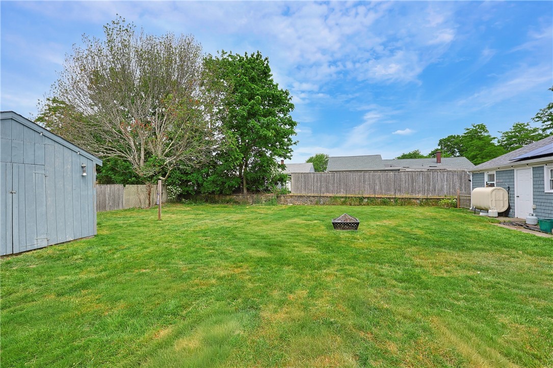 29 Rosedale Drive Bristol, RI 02809 - Photo 31 of 34