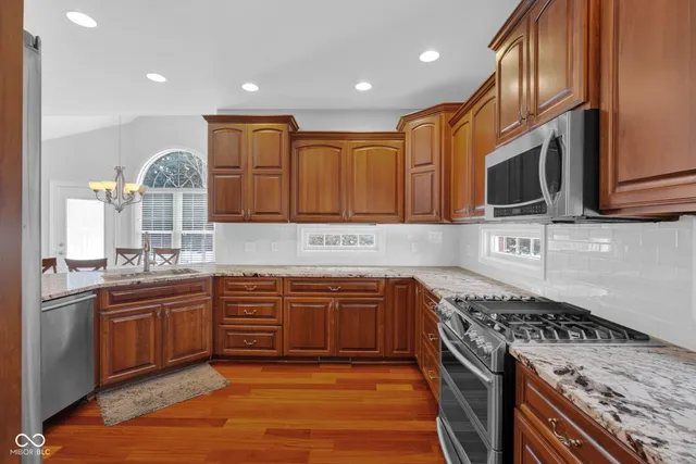 $649,900 | 5173 Northwood Drive, Columbus, IN 47201