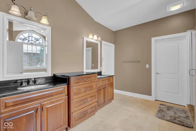 $649,900 | 5173 Northwood Drive, Columbus, IN 47201