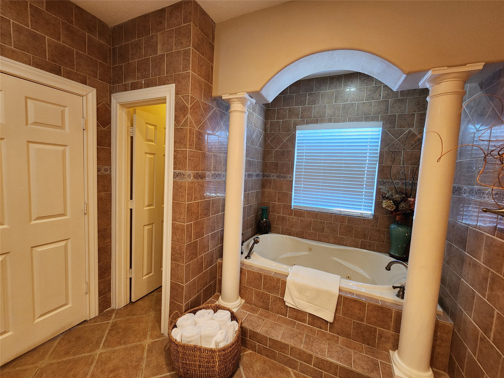 231 Key Largo Loop Point Blank, TX 77364 - Photo 24 of 42