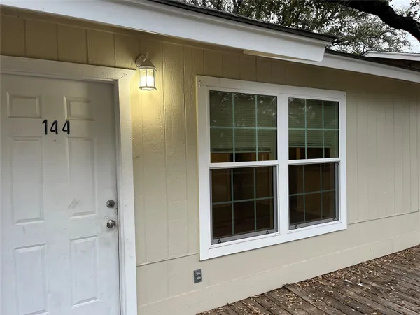 $1,100 | 23393 Nameless Road, Unit 144, Leander, TX 78641