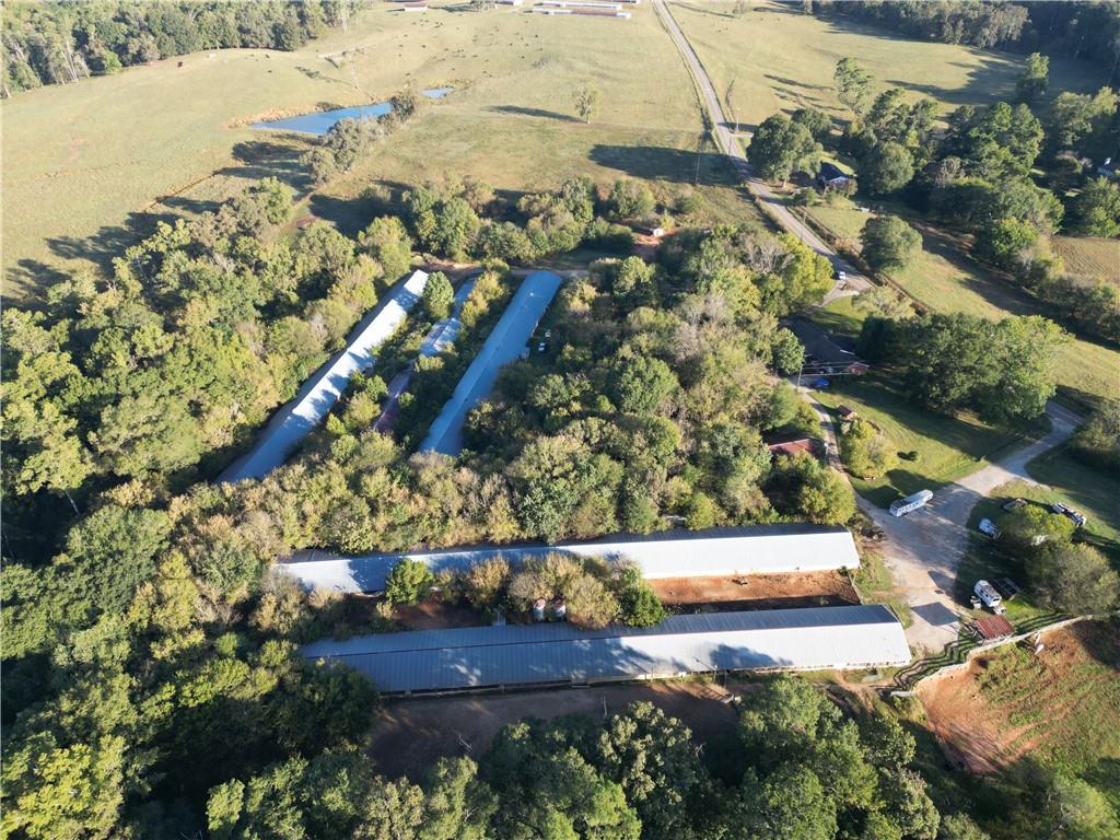 4592 Waters Road Woodstock, GA 30188 - Photo 17 of 22 a view of a yard with an umbrella