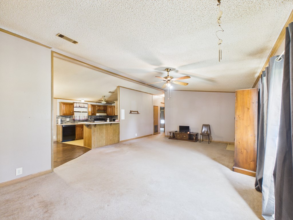 1983 Wendel-Ahrens Road Fredericksburg, TX 78624 - Photo 17 of 36
