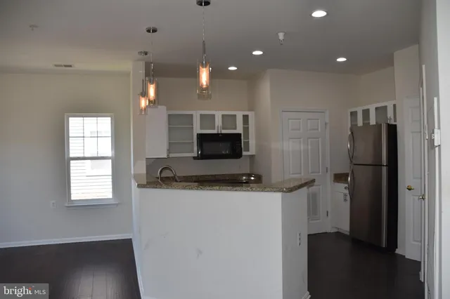 $325,000 | 3032 Bellamy Way, Unit 5, Suitland, MD 20746