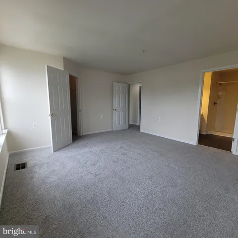 $325,000 | 3032 Bellamy Way, Unit 5, Suitland, MD 20746