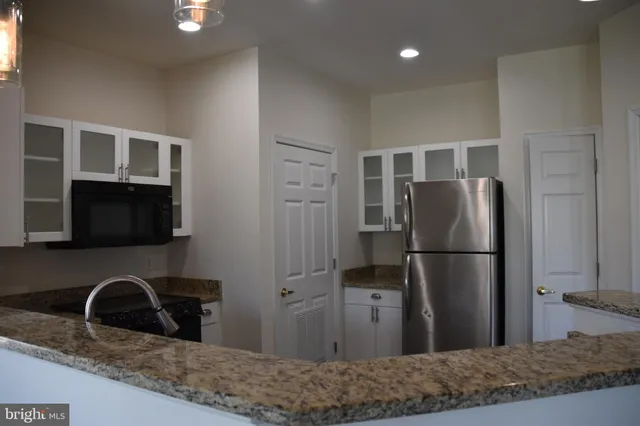 $325,000 | 3032 Bellamy Way, Unit 5, Suitland, MD 20746