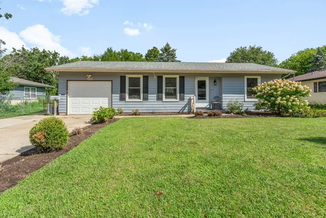 $265,000 | 4718 Cumberland Circle, McHenry, IL 60050