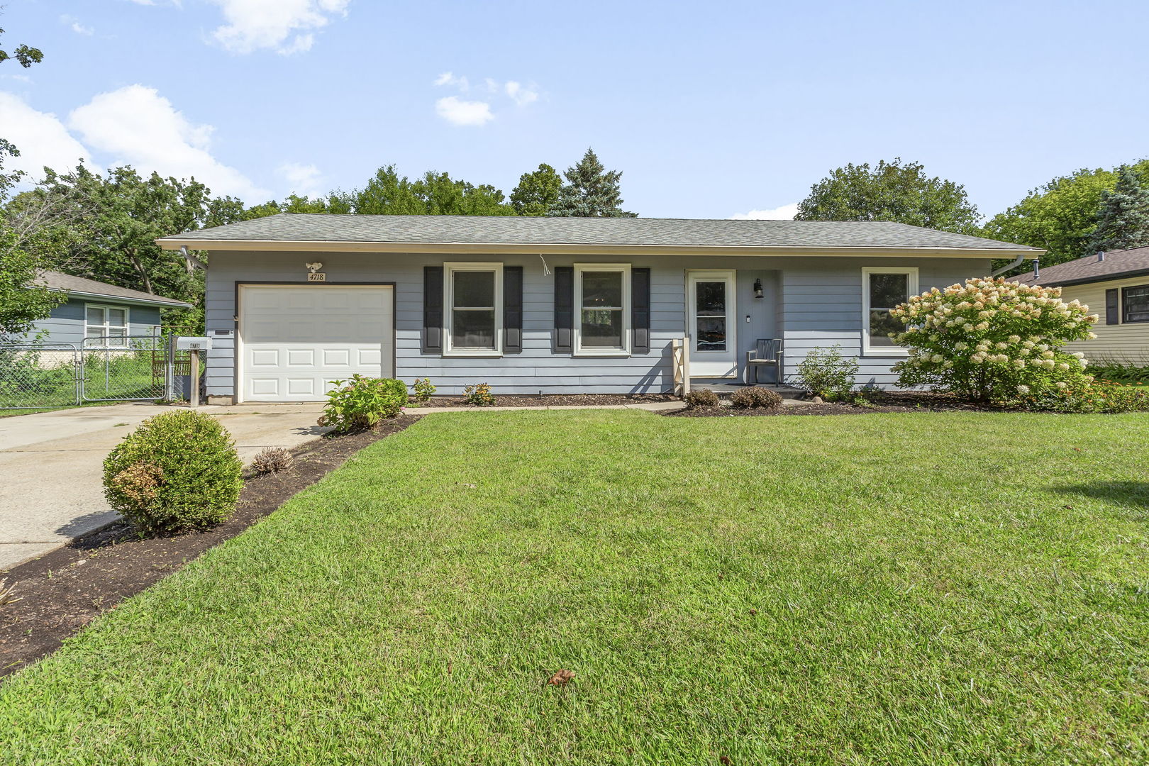 4718 Cumberland Circle McHenry, IL 60050 - Photo 1 of 18