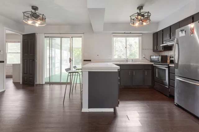 $265,000 | 4718 Cumberland Circle, McHenry, IL 60050