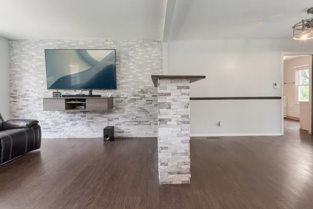 $265,000 | 4718 Cumberland Circle, McHenry, IL 60050