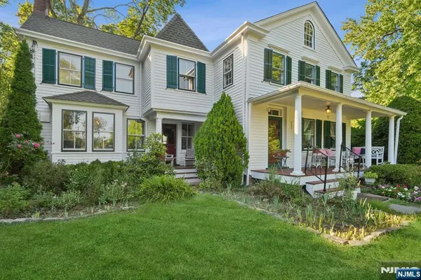 $1,150,000 | 400 Grove Street, Montclair, NJ 07043