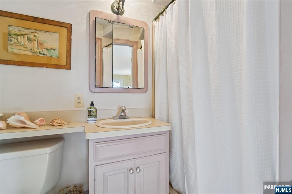 400 Grove Street Montclair, NJ 07043 - Photo 19 of 39