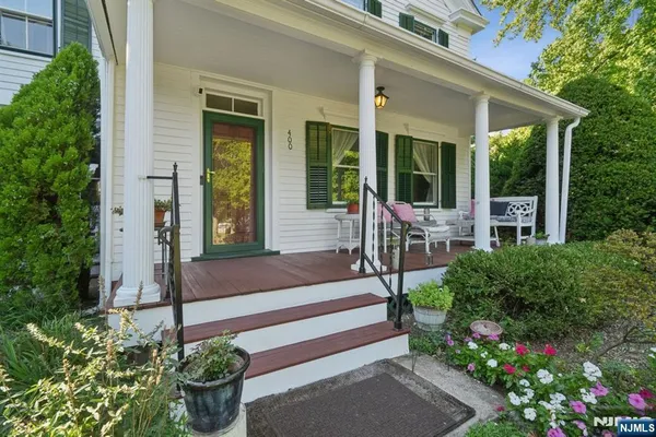 $1,150,000 | 400 Grove Street, Montclair, NJ 07043