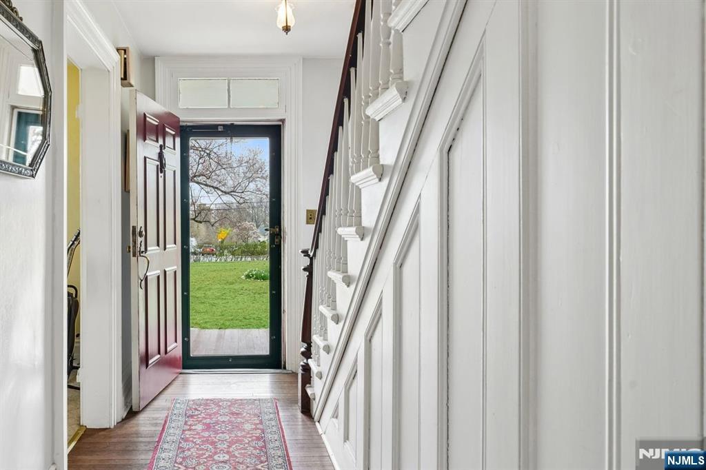 400 Grove Street Montclair, NJ 07043 - Photo 4 of 39