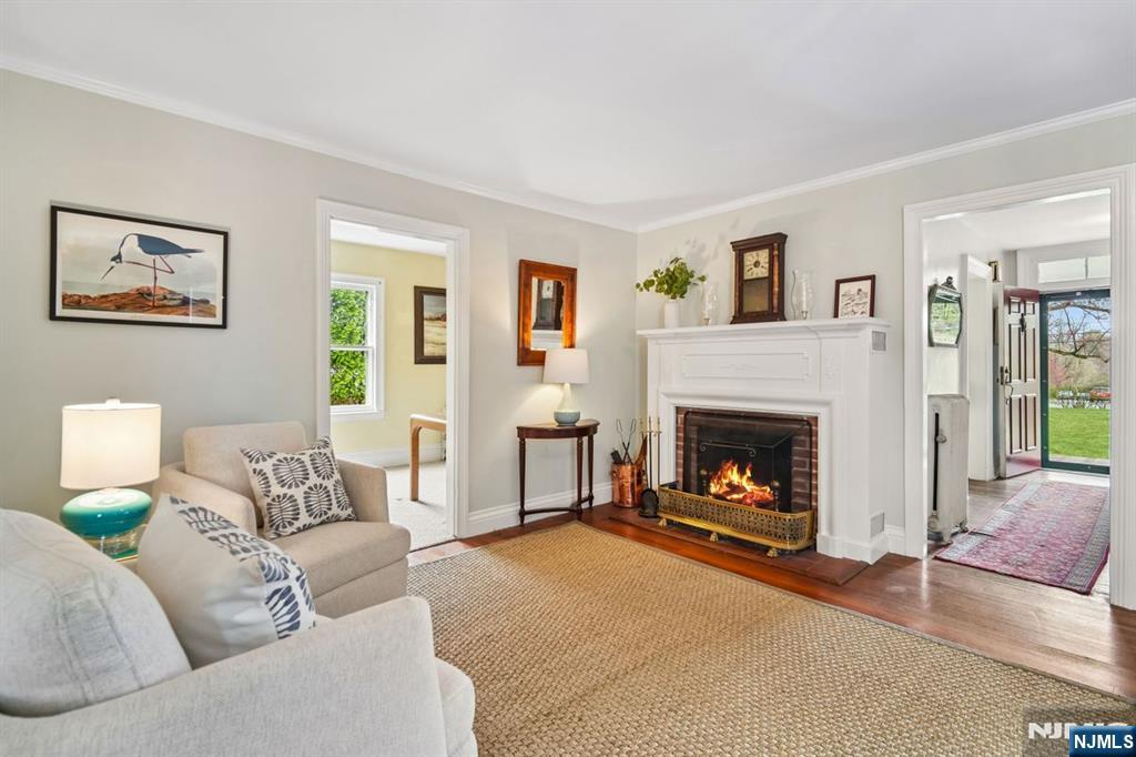 400 Grove Street Montclair, NJ 07043 - Photo 6 of 39