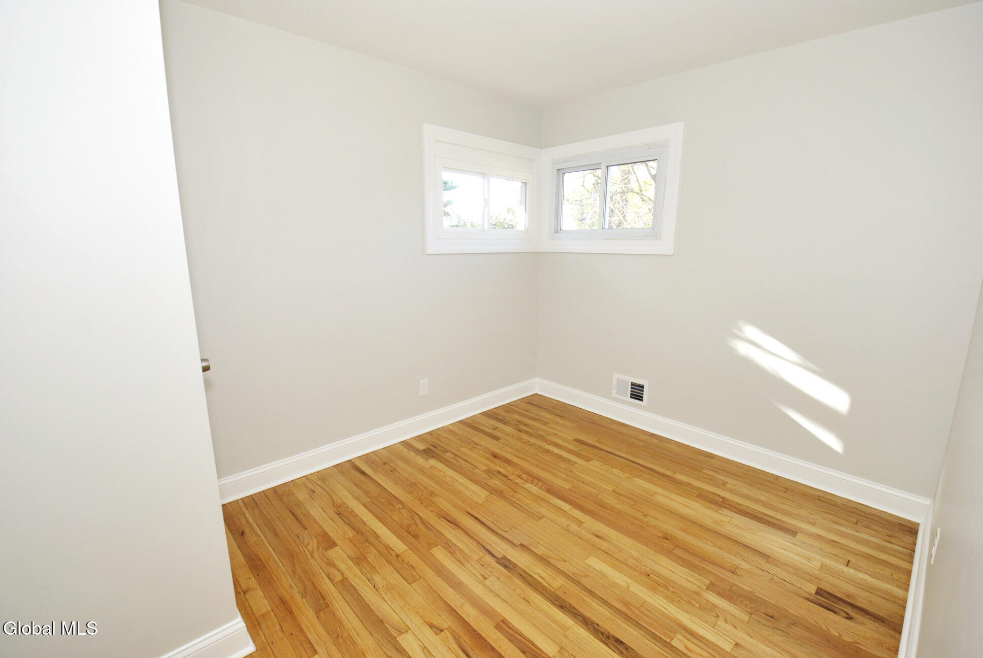 10 Bridle Path Colonie Village, NY 12205 - Photo 15 of 35 _DSC0471-0