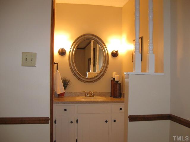 8316 Wheatstone Lane Raleigh, NC 27613 - Photo 18 of 22 Master bath area