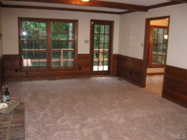 8316 Wheatstone Lane Raleigh, NC 27613 - Photo 9 of 22 Spacious living room