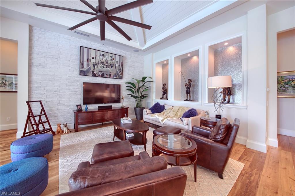 557 Springline Drive Naples, FL 34102 - Photo 4 of 21 Gallery Image 4