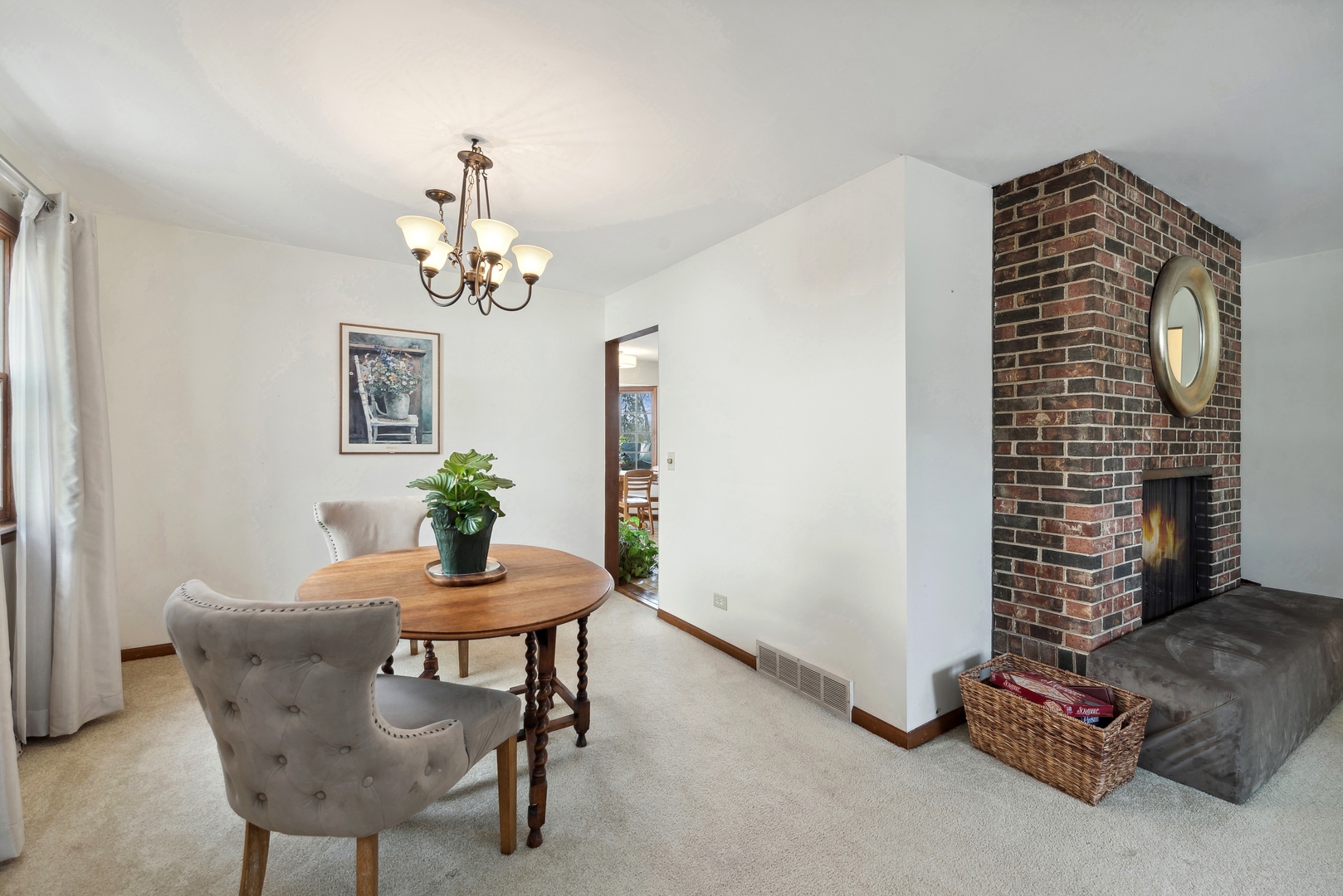 243 South Wulff Street Cary, IL 60013 - Photo 6 of 27 a dining room with furniture and window
