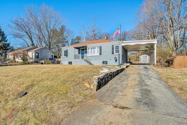 $264,900 | 3633 Martinell Avenue, Roanoke, VA 24018