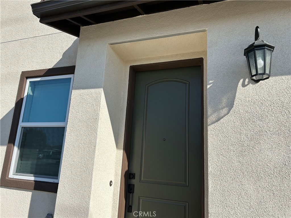 7001 Solara Way Westminster, CA 92683 - Photo 4 of 24