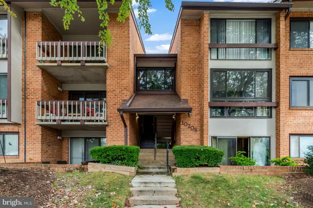 $299,900 | 10208 Bushman Drive, Oakton, VA 22124