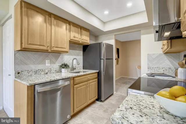 $299,900 | 10208 Bushman Drive, Oakton, VA 22124