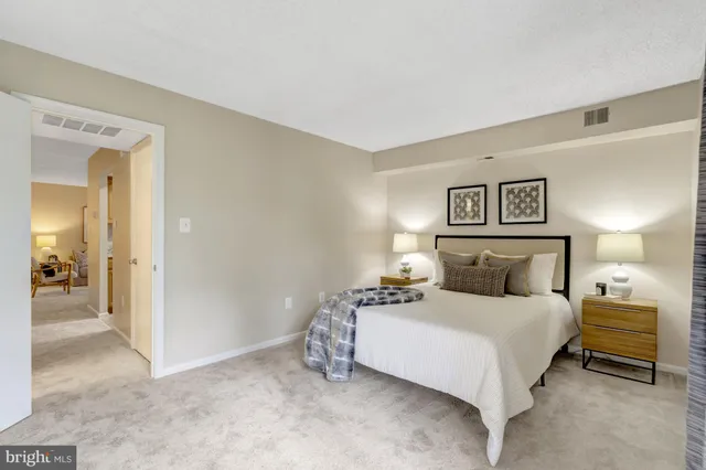 $299,900 | 10208 Bushman Drive, Oakton, VA 22124