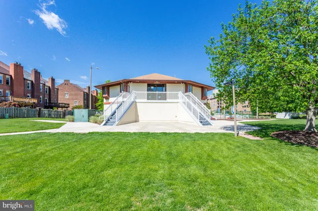 $299,900 | 10208 Bushman Drive, Oakton, VA 22124