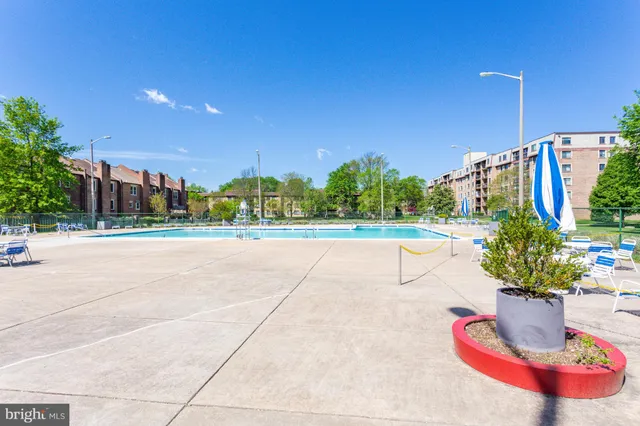 $299,900 | 10208 Bushman Drive, Oakton, VA 22124