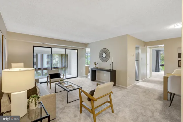 $299,900 | 10208 Bushman Drive, Oakton, VA 22124