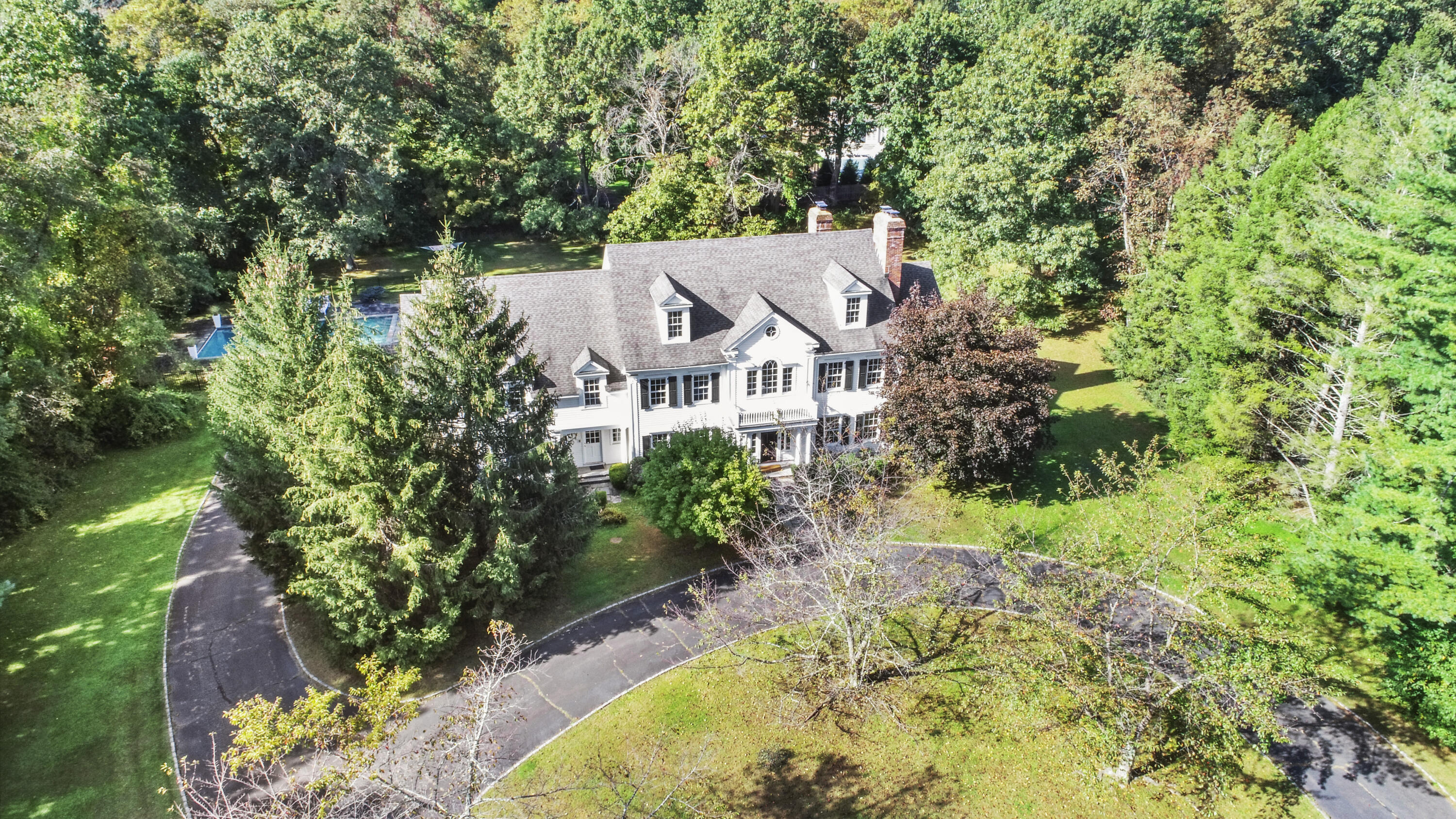 883 Valley Road New Canaan, CT 06840 - Photo 2 of 46 883 Valley Rd New Canaan CT-print-082-08