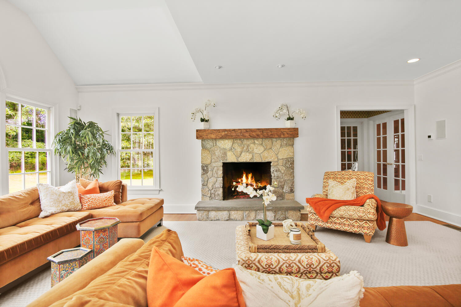 883 Valley Road New Canaan, CT 06840 - Photo 21 of 46 883 Valley Rd New Canaan CT-large-021-03